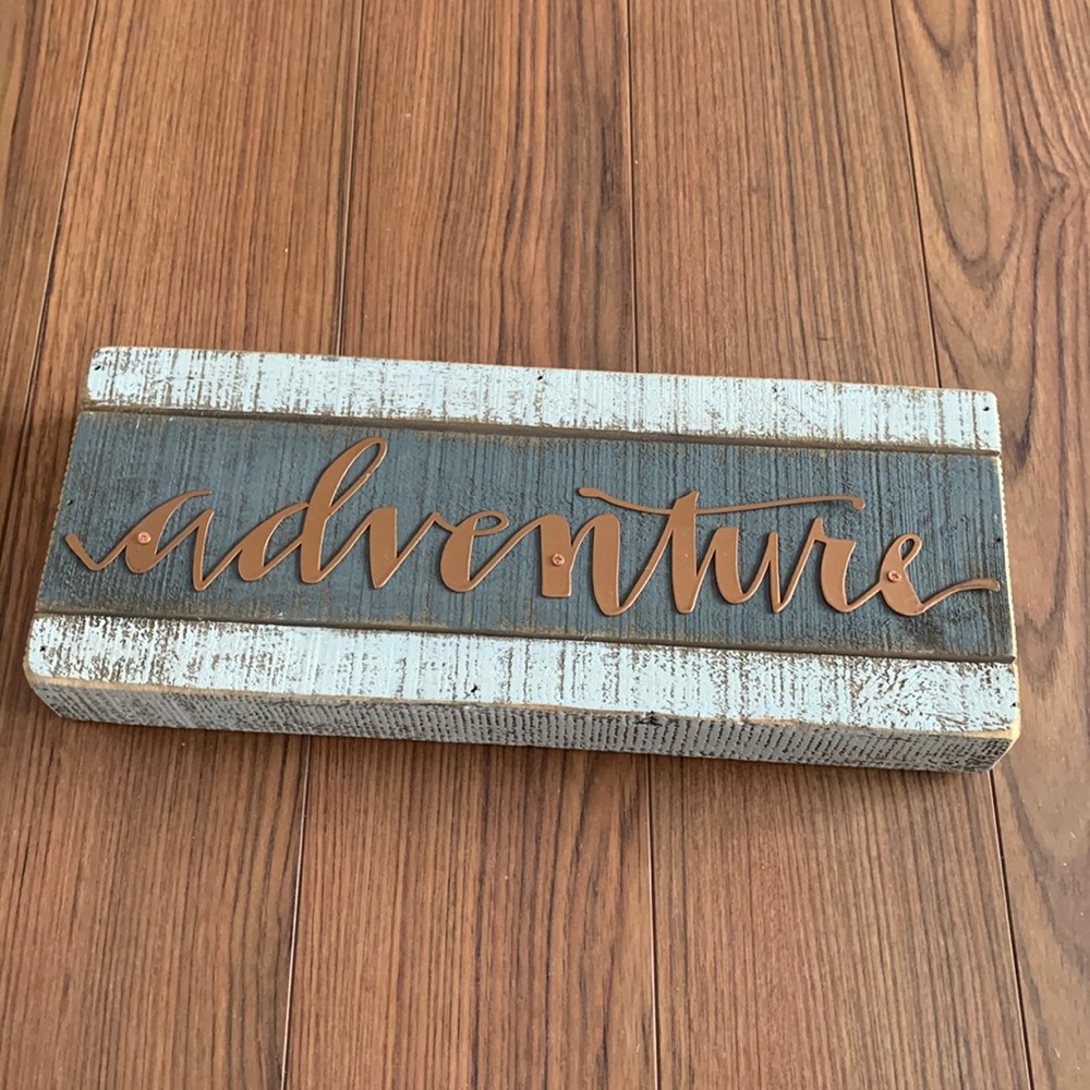 Adventure wall decor